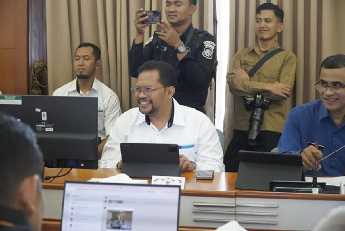 BULOG Pastikan Stok Beras dan Minyak Goreng Aman hingga Akhir Tahun